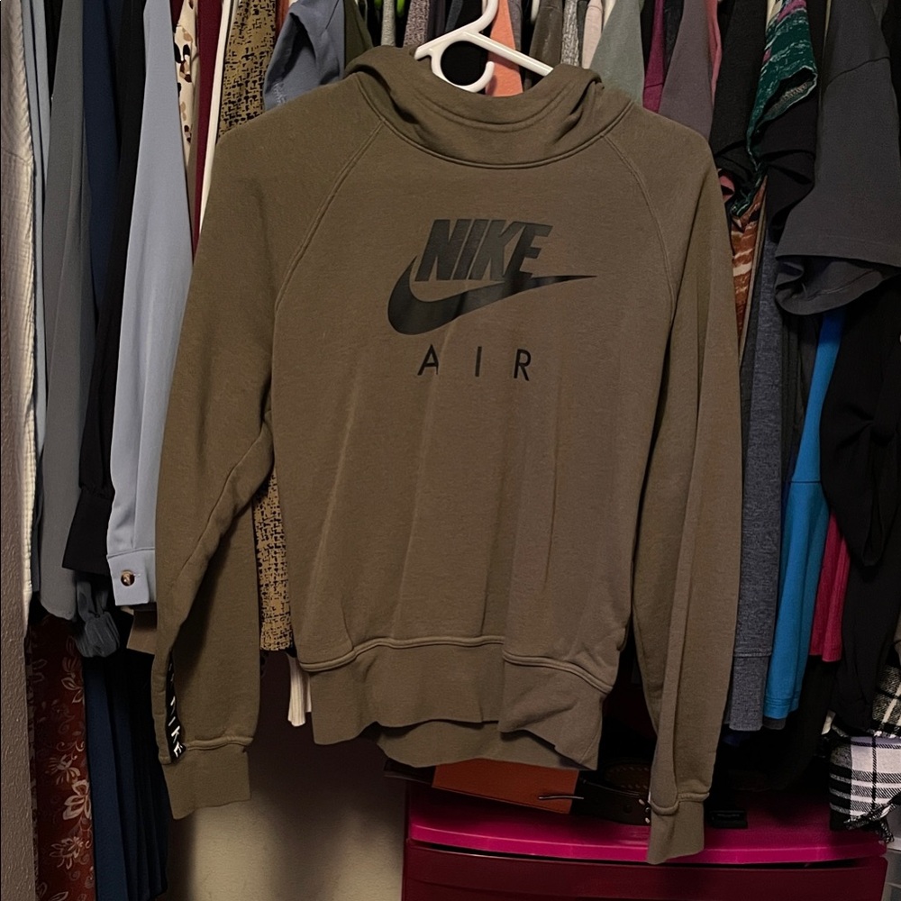 Nike woman’s olive green Hoodie Sweater